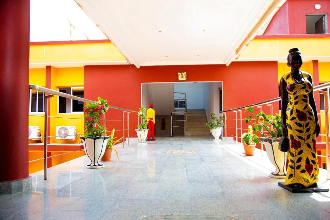 Cypa Hotel Abidjan Exterior foto