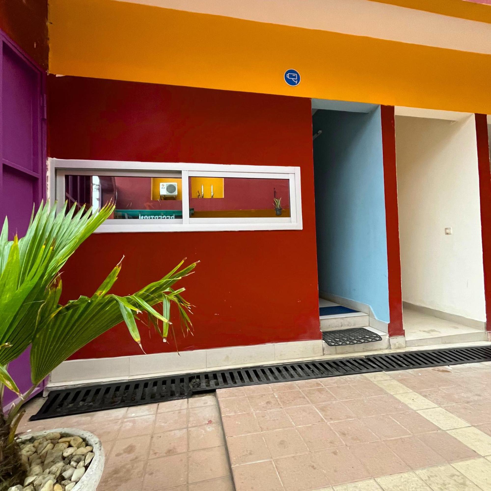 Cypa Hotel Abidjan Exterior foto