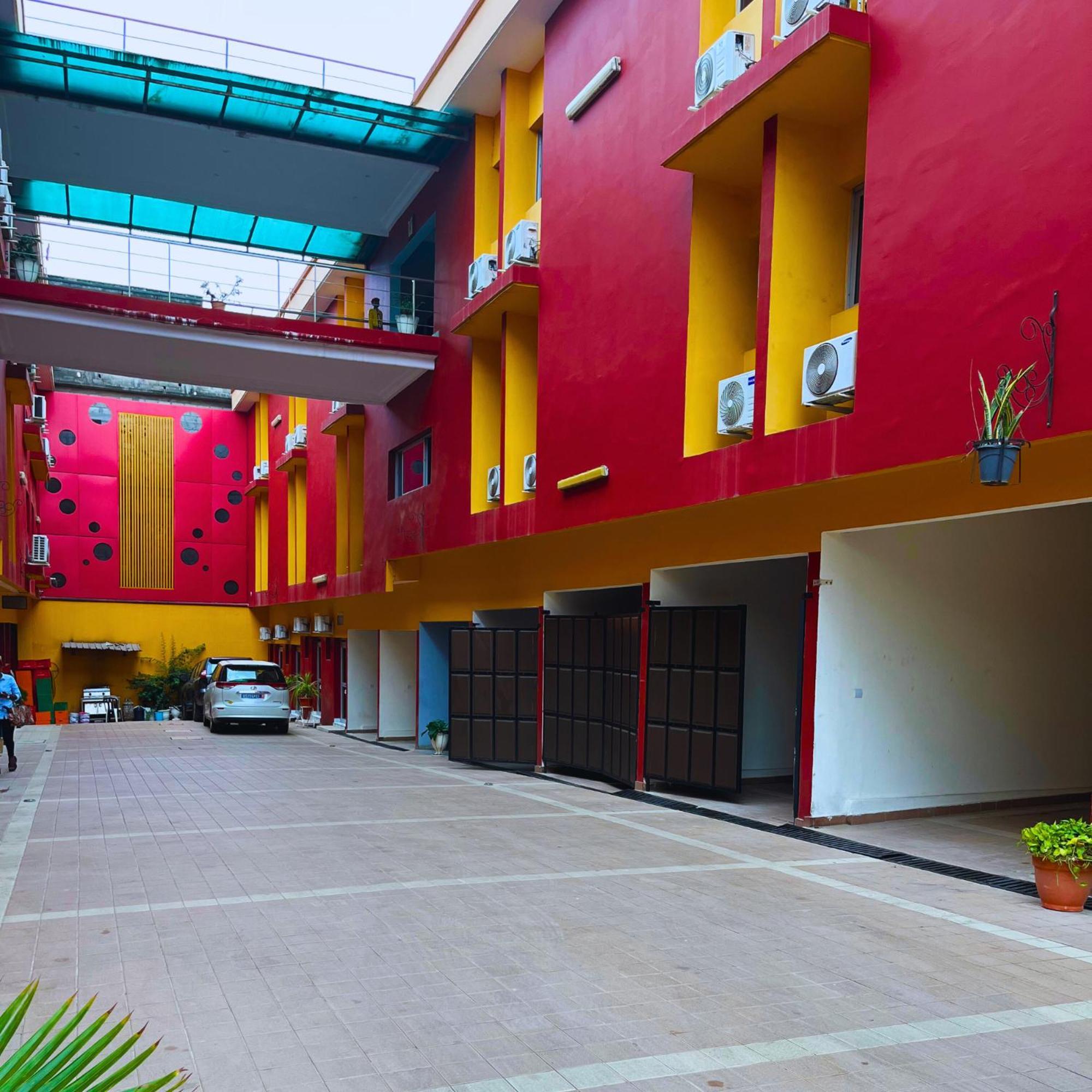 Cypa Hotel Abidjan Exterior foto