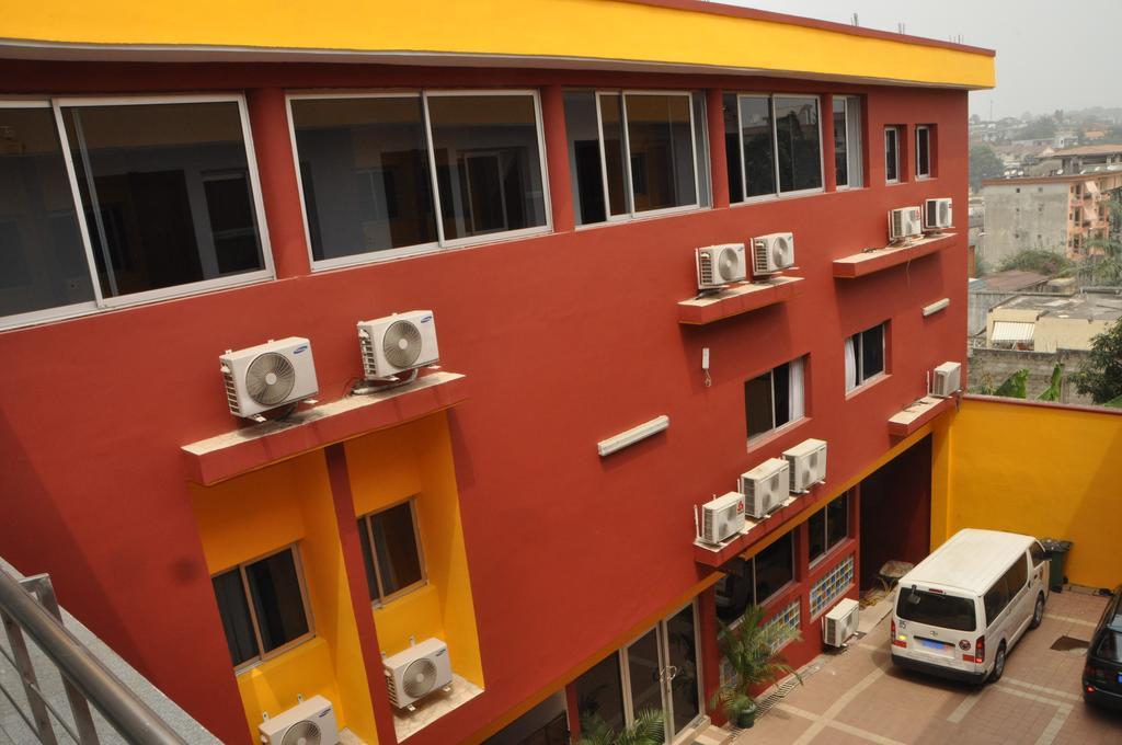 Cypa Hotel Abidjan Exterior foto